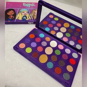 New Revolution Bratz Eyeshadow Palette